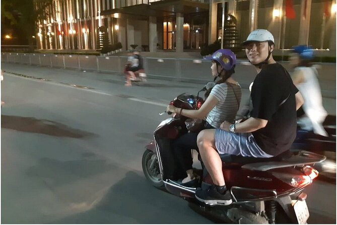 Hanoi Nightlife Food Tour By Motorbikes - Why Hanoi night energy pairs perfectly with motorbike street food