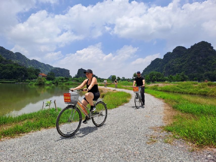 Hanoi: Ninh Binh, Hoa Lu, Tam Coc and Mua Cave Day Trip - Getting Back to Hanoi by Evening, With a Day That Moves Fast