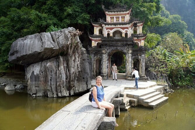 Hanoi Old Quarter City Sightseeing Private Tour With Local Guide - What to expect from a private group, and why it helps