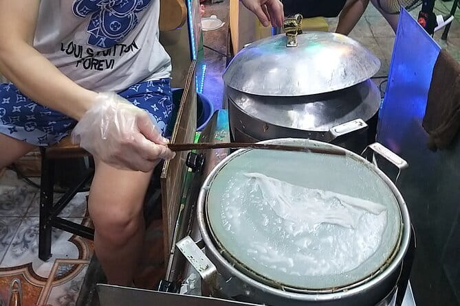 Hanoi Old Quarter Private Street Food Walking Tour - Banh Cuon, Pho, and the food strategy that keeps you moving