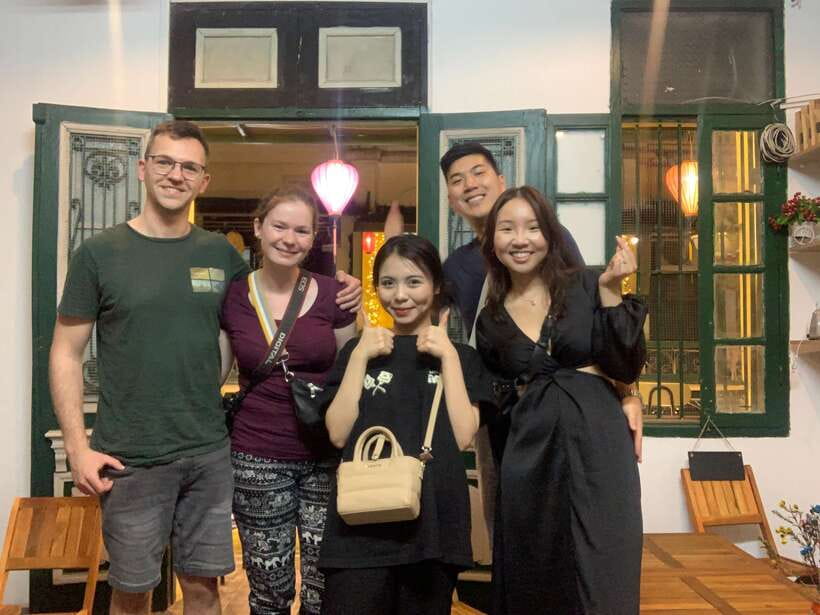 Hanoi: Old Quarter Street Food Tour with 12+ Tastings - The Old Quarter walking part: why your feet matter here