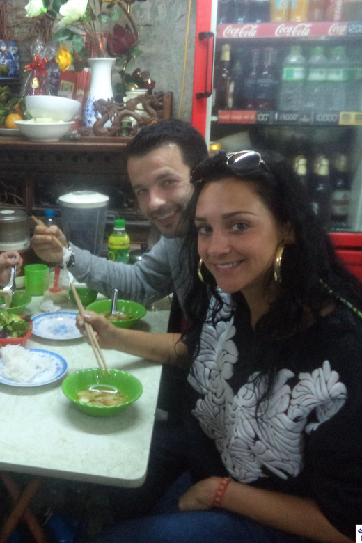 Hanoi: Old Quarter Street Food Walking Tour with 10 Tastings - Hot-coals grilling and the snack stop you’ll remember