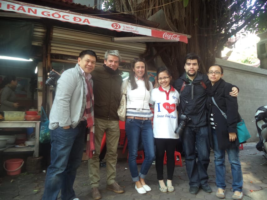 Hanoi: Old Quarter Street Food Walking Tour with 10 Tastings - The fruit cup ritual: crushed ice and condensed milk