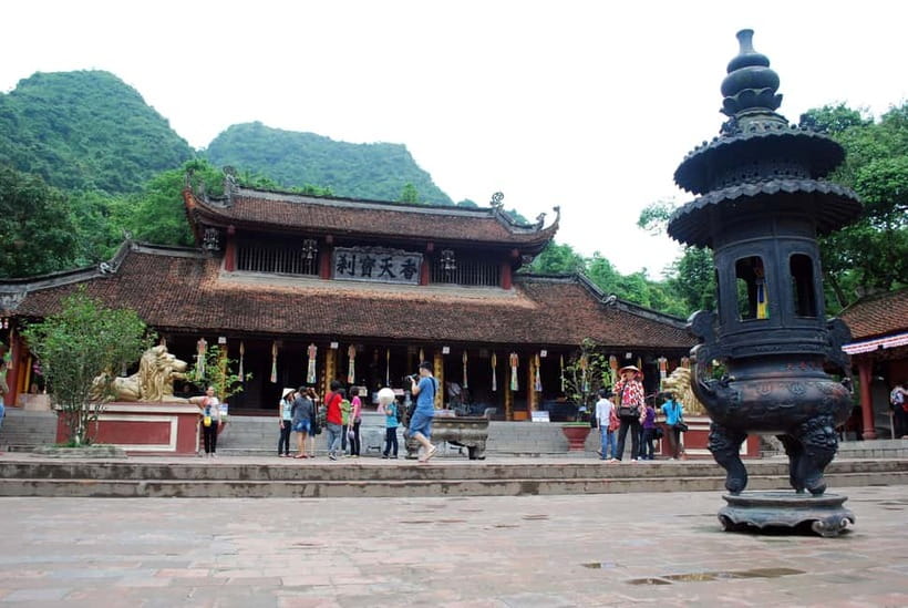 Hanoi: Perfume Pagoda Day Tour with Boat Ride & Cave Visit - Should you book this Perfume Pagoda day tour?