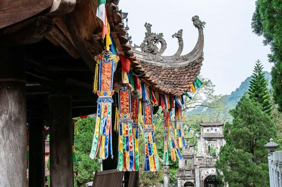 Hanoi: Perfume Pagoda - Yen Stream Boat Ride, Lunch & Cave - A one-day rhythm from Hanoi Old Quarter to Yen Stream