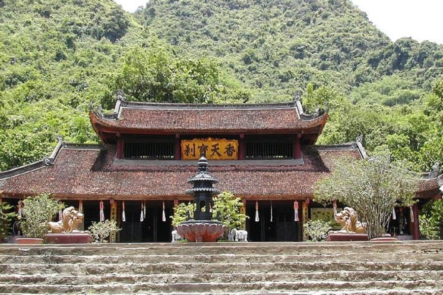 Hanoi: Perfume Pagoda - Yen Stream Boat Ride, Lunch & Cave - Price and logistics: is $49 worth it for boat, cave, lunch, and pickup?