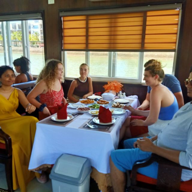 Hanoi: Roundtrip Halong Bay Islands, Caves, Kayaking & Lunch - Cruising Ha Long Bay for About 5 Hours: What You Actually Get