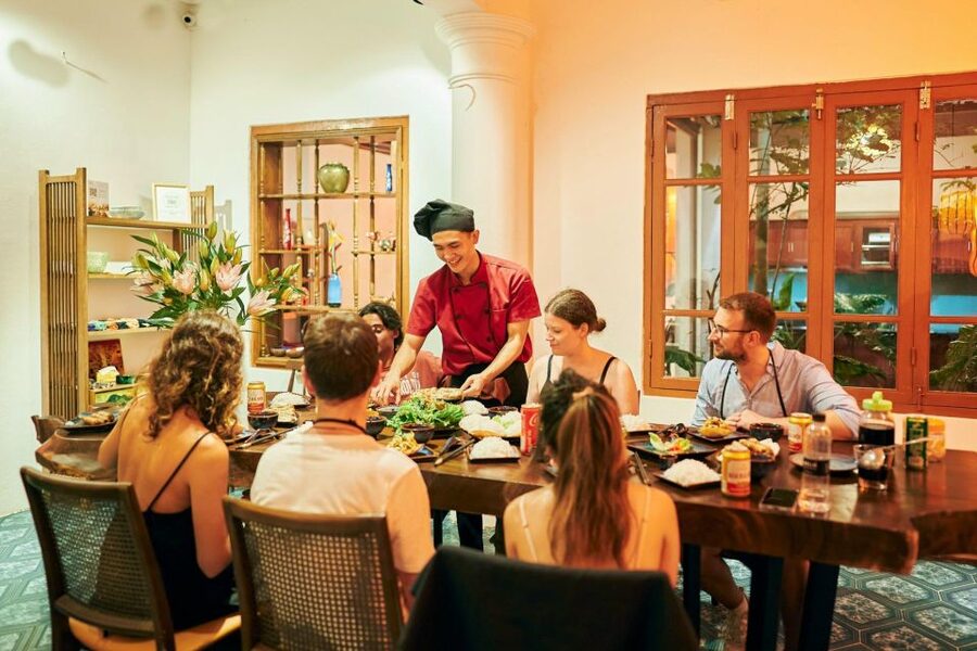 Hanoi’s Culinary: Authentic Cooking Class and Local Market - The villa cooking setting: calm garden vibes, professional instruction