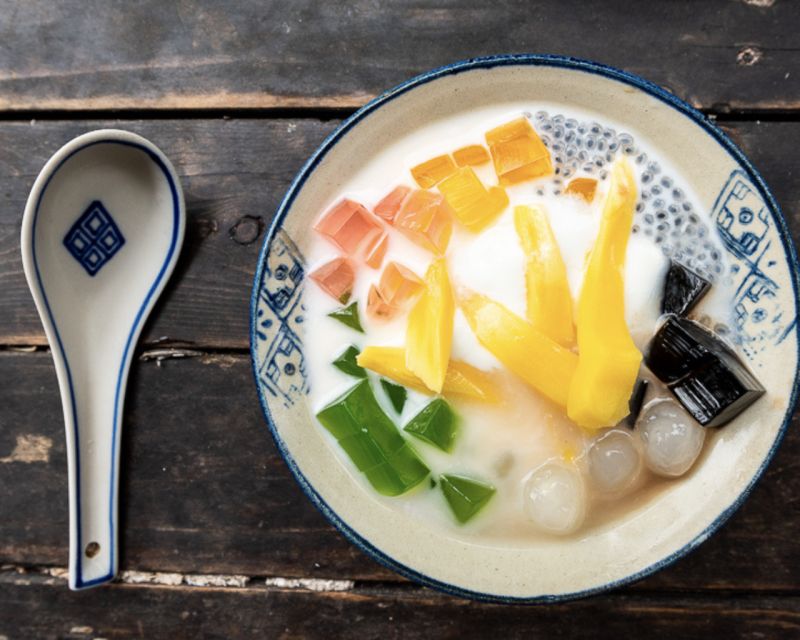 Hanoi’s Culinary: Authentic Cooking Class and Local Market - Egg coffee or egg beer: a free lesson and a Hanoi twist