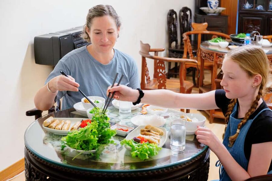 Hanoi's Heritage: Embroidery Workshop in Ancient House - Timing and How to Plan It Into Your Hanoi Day
