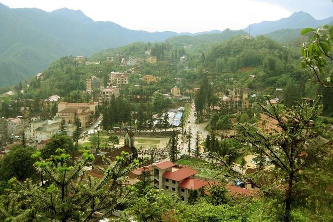 Hanoi-Sapa Trek 2 days 2 nights and Homestay with small group - Trekking in Sapa weather: cold, fog, and the right gear