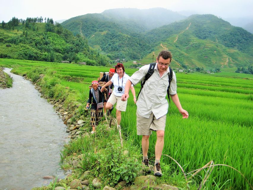 Hanoi: Sapa Trekking 2 Days 1 Night - Sleeper Bus from Hanoi - Day 2 Trek Through Muong Hoa Valley: Y Linh Ho and Lao Chai on Downhill Trails