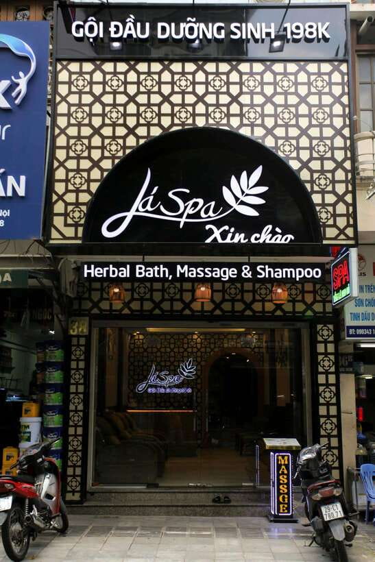 Hanoi Spa Old Quarter : Herbal Shampoo &Head Massage 90' - Staff, comfort, and the one drawback to plan for