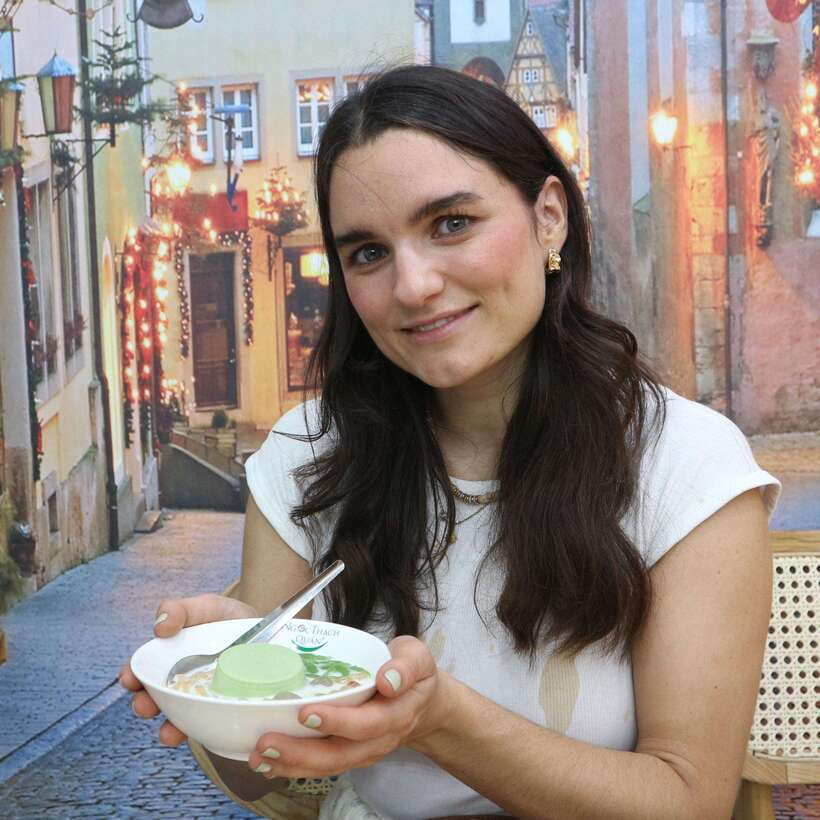 Hanoi Street Food, Coffee Tastings, Alleys Walking Tour - Who should book, and who should skip this Hanoi street food tour