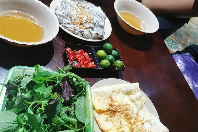 Hanoi Street Food Customized Walking Tour - Stop One: Getting Oriented in the Old Quarter