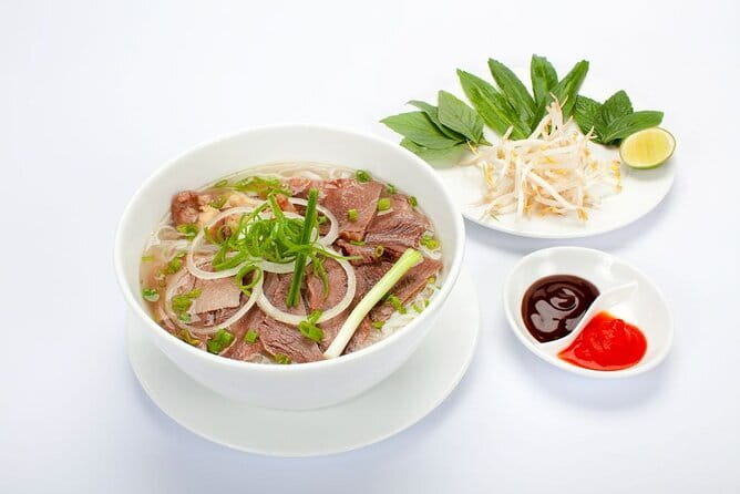 Hanoi Street Food Customized Walking Tour - Guide Style Matters, and You Can Feel It Fast