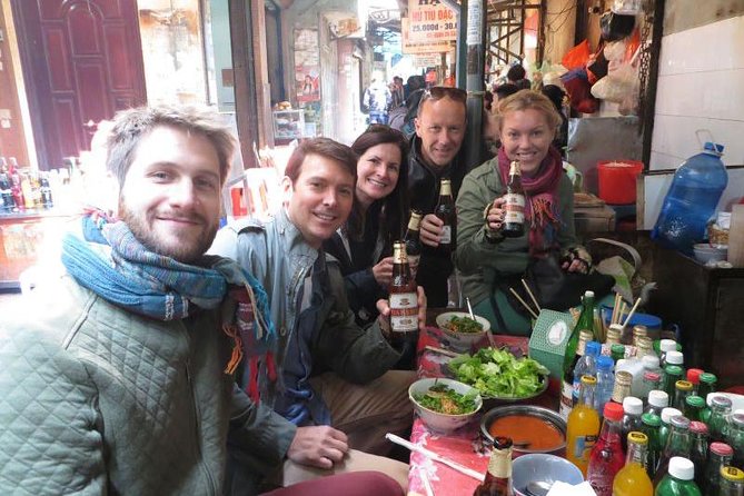 Hanoi Street Food: Small Group Walking Tour with Real Foodie - Hidden-alley eating: why this is more than a menu