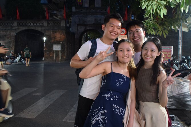 Hanoi Street Food Tour and Hang Out - Hanoi-style dessert on Phố Hàng Cân: the sweet finish that makes sense