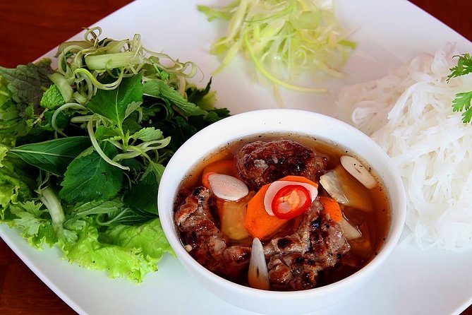 Hanoi Street Food Tour with Small Group and Expert Local Guide - What You’ll Eat: Phở, Bún Chả, Bánh Cuốn, Nem Rán, and More