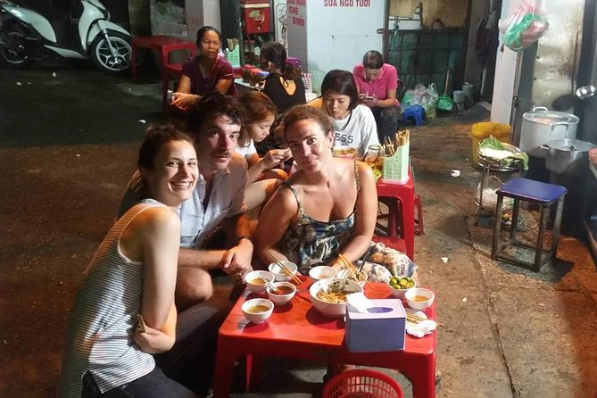 Hanoi Street Food Walking Tour - Adventurous bites: snail and other rotating picks