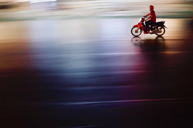 Hanoi Street Photography with a Pro – Phone & Camera - Meet at St. Joseph Cathedral: Setup Time Without the Fuss
