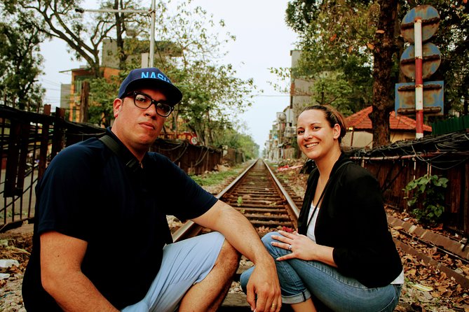Hanoi Sunset Motorbike Tour - Ho Chi Minh Mausoleum at 9 pm: The Time Stop That Shapes the Whole Evening