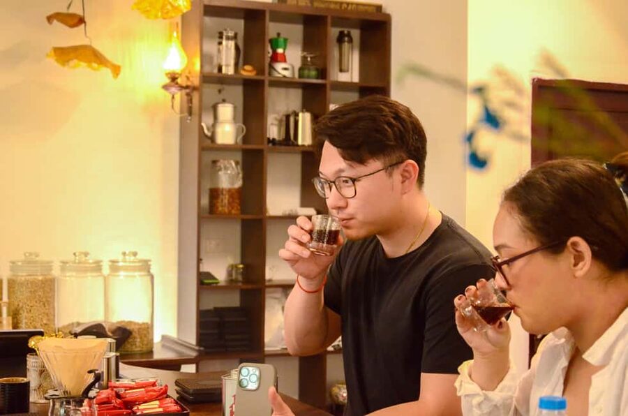 Hanoi: Taste Fresh Lotus Tea Ceremony & Untold Stories - A calm Hanoi Fresh Lotus Tea Ceremony, set in a preserved heritage villa