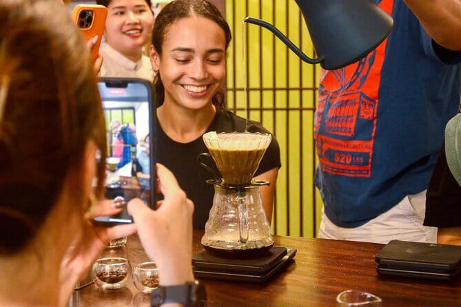 Hanoi Tea Workshop: Specialty Fresh Lotus Tea from West Lake - Quick hits on West Lake lotus tea, Hanoi style