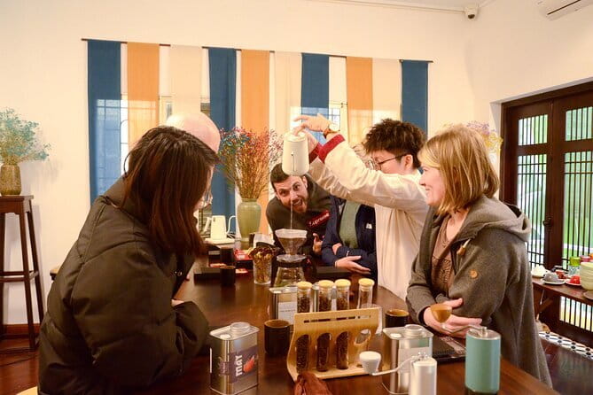 Hanoi Tea Workshop: Specialty Fresh Lotus Tea from West Lake - Your 2-hour game plan at Su Quan Roastery
