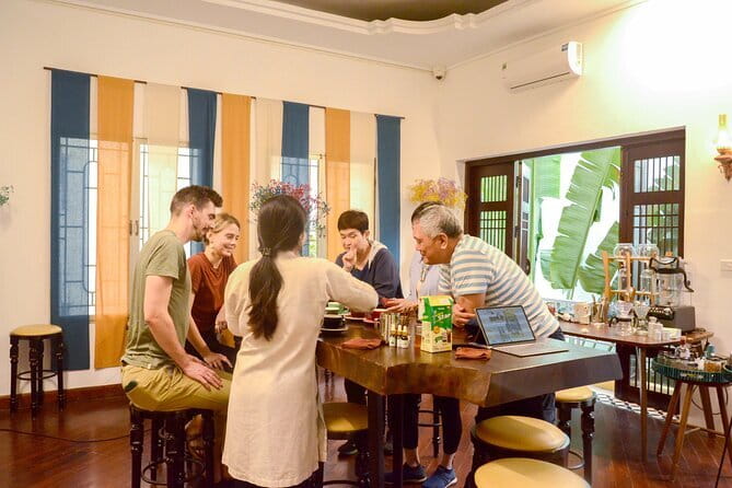Hanoi Tea Workshop: Specialty Fresh Lotus Tea from West Lake - The craftsmanship lesson: how lotus scent becomes tea