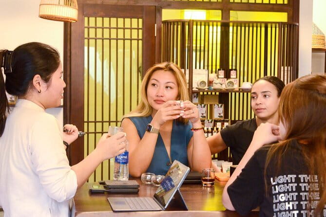 Hanoi Tea Workshop: Specialty Fresh Lotus Tea from West Lake - Welcome drink, Vietnamese snacks, and why it matters