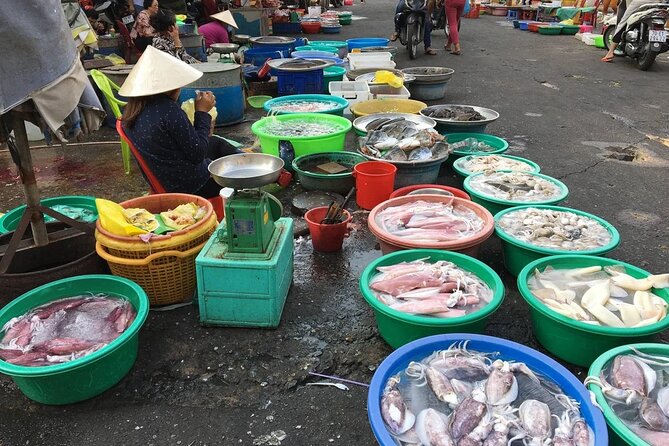 Hanoi The Best Street Food Experience | VEGETARIAN OPTION - Timing, weather, and what to wear in the Old Quarter