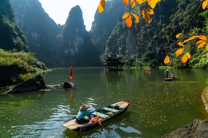 Hanoi to Ninh Binh Day Trip: Mua Cave, Trang An Boat Ride - Lunch - Why This Hanoi to Ninh Binh Day Trip Feels Efficient