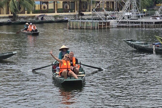 Hanoi to Ninh Binh Day Trip: Mua Cave, Trang An Boat Ride - Lunch - Mua Cave Climb: Nearly 500 Steps for the Best Orientation Views