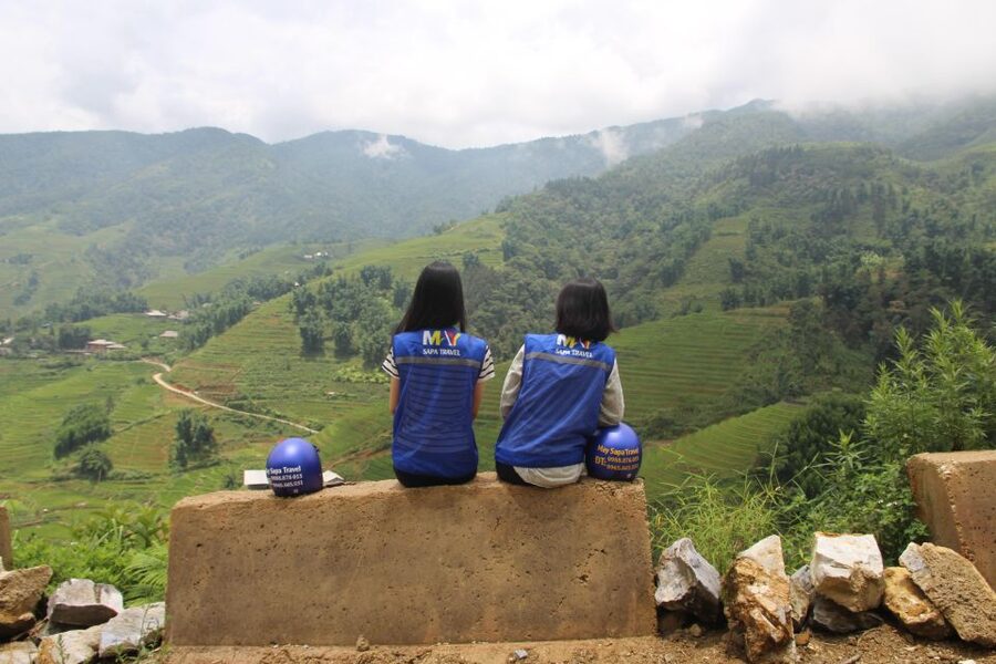 Hanoi to Sapa: Terraced Fields, Culture & Cuisine – 3 Days - Day 2 trek through Muong Hoa Stream: Y Linh Ho, Lao Chai, and Ta Van