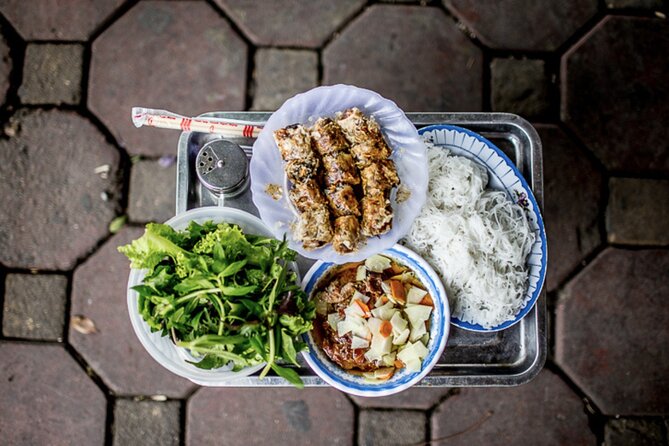 Hanoi Vegan Street Food Tour and Train Street - A 3-hour Hanoi vegan street food plan that actually feels doable