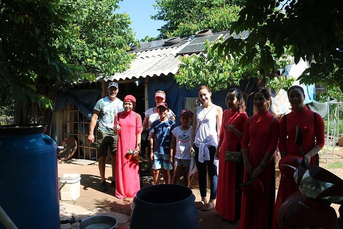 Hanoi Vespa Countryside Tour With Female Ao Dai Riders Half Day - Lunch, Water, and the Small Comforts That Add Up