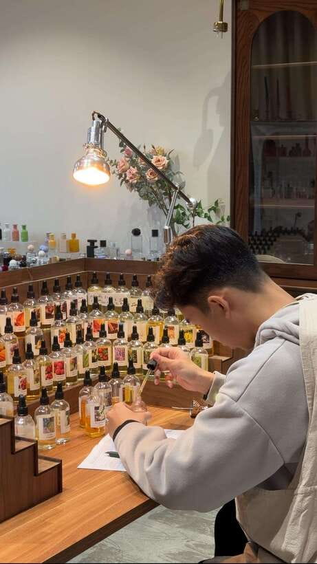 Hanoi: Vietnam Scents Perfumery Class - Your First Hour Starts with Olfaction, not guesswork