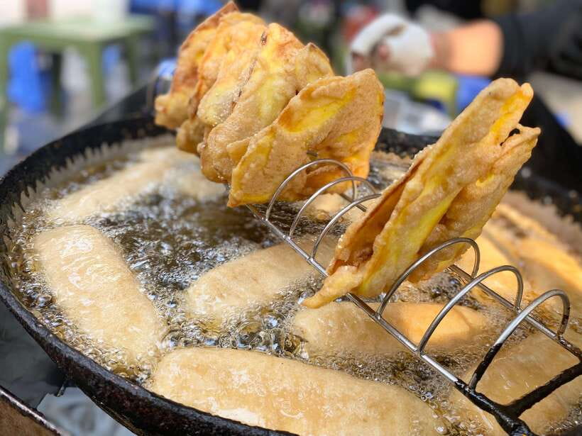 Hanoi: Vietnamese Street Food Tour with Egg Coffee - Dessert, Cafe Culture, and the Small Taste Strategy