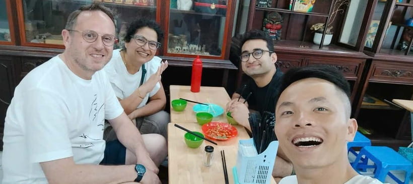 Hanoi: Walking Street Food & Train Street Culture Tour - Ending at Train Street, and how to continue your Hanoi day