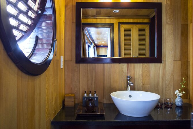 Hera Classic Cruise 2 Days 1 Night Halong Bay With BALCONY CABINS - Day 1 at sea: a full day that stays structured