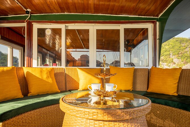 Hera Luxury Day Cruise Full Day Explore Lan Ha Bay - Lan Ha Bay swim time at Trinh Nu Beach, plus relaxing breaks