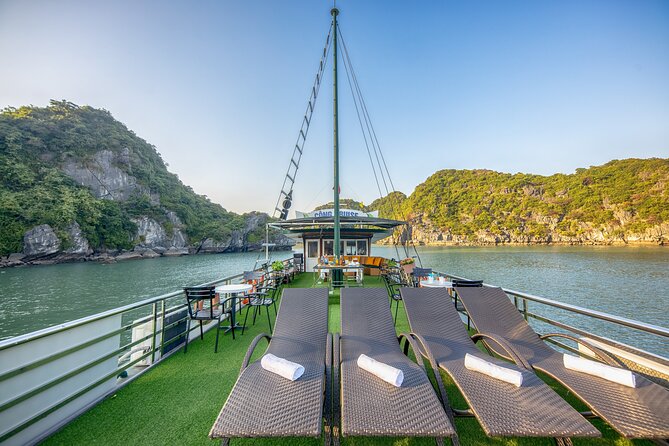 Hera Luxury Day Cruise Full Day Explore Lan Ha Bay - Your lunch stop: seafood buffet with lobster soup and bay views