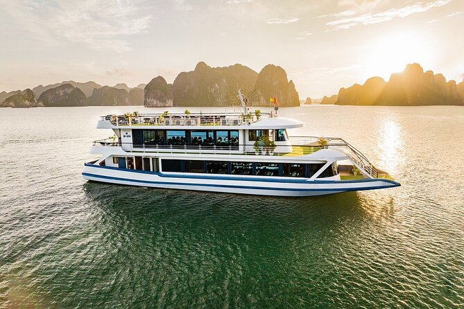 Hercules Grand Day Cruise Tour, Sung Sot Cave,Titop, Luon Cave - Quick take: what makes this day cruise work