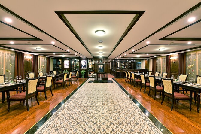 Heritage Binh Chuan 2 Days 1 Night discovery in Lan Ha Bay - Food and onboard life: meals included, plus the little wins