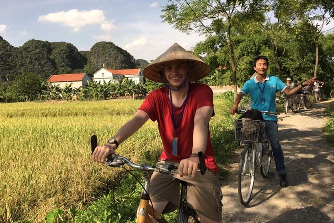 Hoa Lu - Tam Coc: Boat Trip and Bicycle Ride - The guide makes a difference, especially on a long day