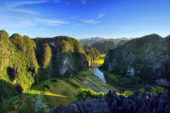 Hoa Lu Tam Coc Day Tours - Hoa Lu and Tam Coc in one long day from Hanoi