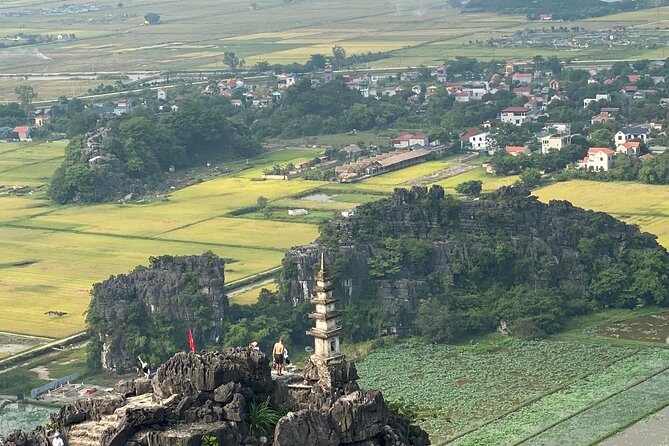 Hoa Lu - Tam Coc - Mua Cave Full Day - LIMOUSINE - Hoa Lu Ancient Capital: Dinh, Le, and Ly from 968 to 1010