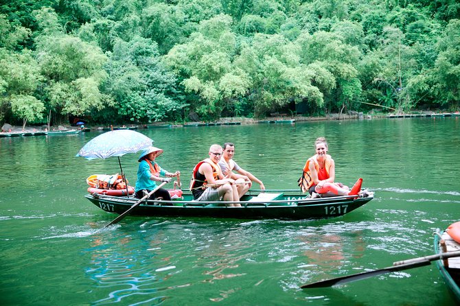Hoa Lu Temple, Trang An boat trip & Mua Cave Mountain day trip - best selling - Lunch, timing, and the small-group feel