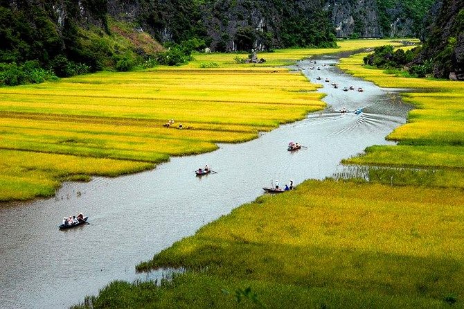 Hoa Lu -Trang An -Hang Mua Small Group Full day From Hanoi - Hoa Lu’s temples: stepping into Vietnam’s 10th-century capital